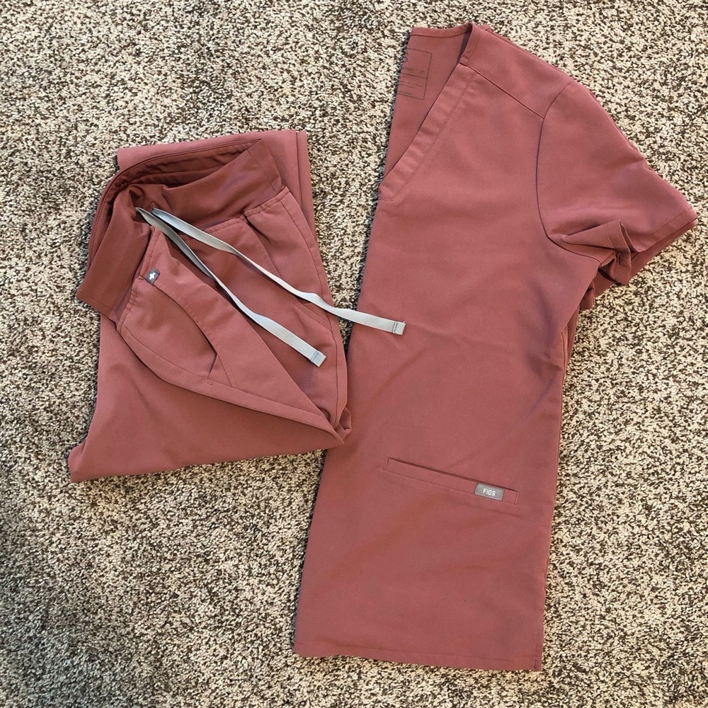 XS Figs Scrub Set